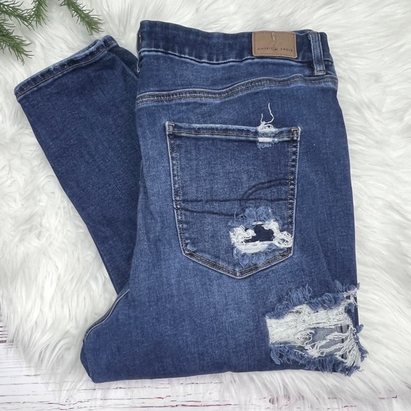 👖|•AMERICAN EAGLE•| Curvy Hi-Rise Jegging Distressed Size 16👖 - Picture 3 of 8
